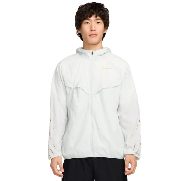 Nike x Jakob Water-Repellent Running Jacket - White/Gold