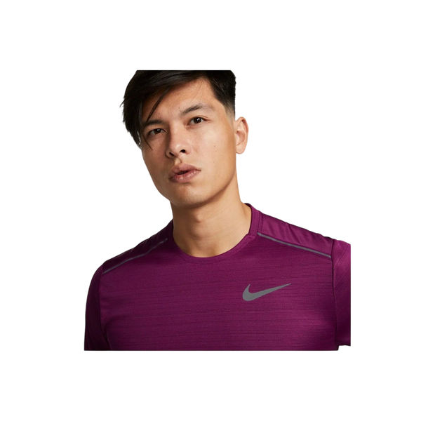 Nike 1.0 Miler Running T-shirt - Sangria