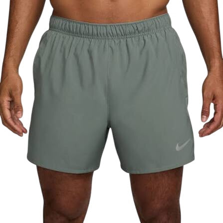 Nike Challenger Dri-FIT 13cm running shorts - Clay Green